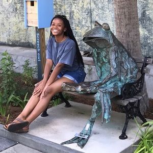 Meet your Posher, Jasmine